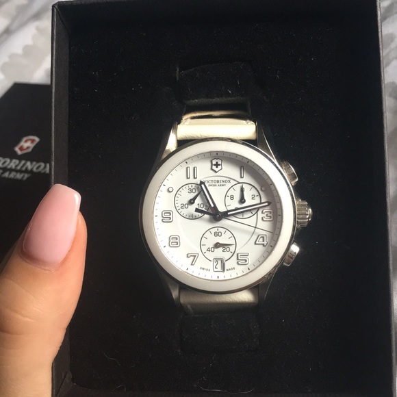 Authentic Victorinox Swiss Army Watch - Picture 1 of 8